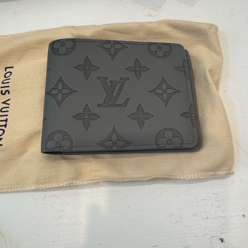 Louis Vuitton Gray Monogram Card Holder